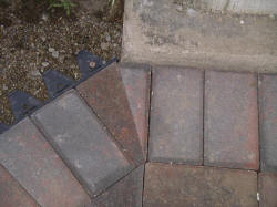 13may0007.JPG (59114 bytes)